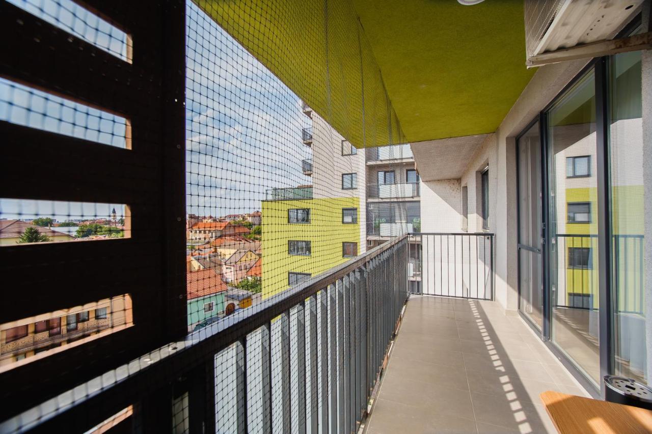 Elegant & Spacious - Central Apartment Oradea Exterior foto