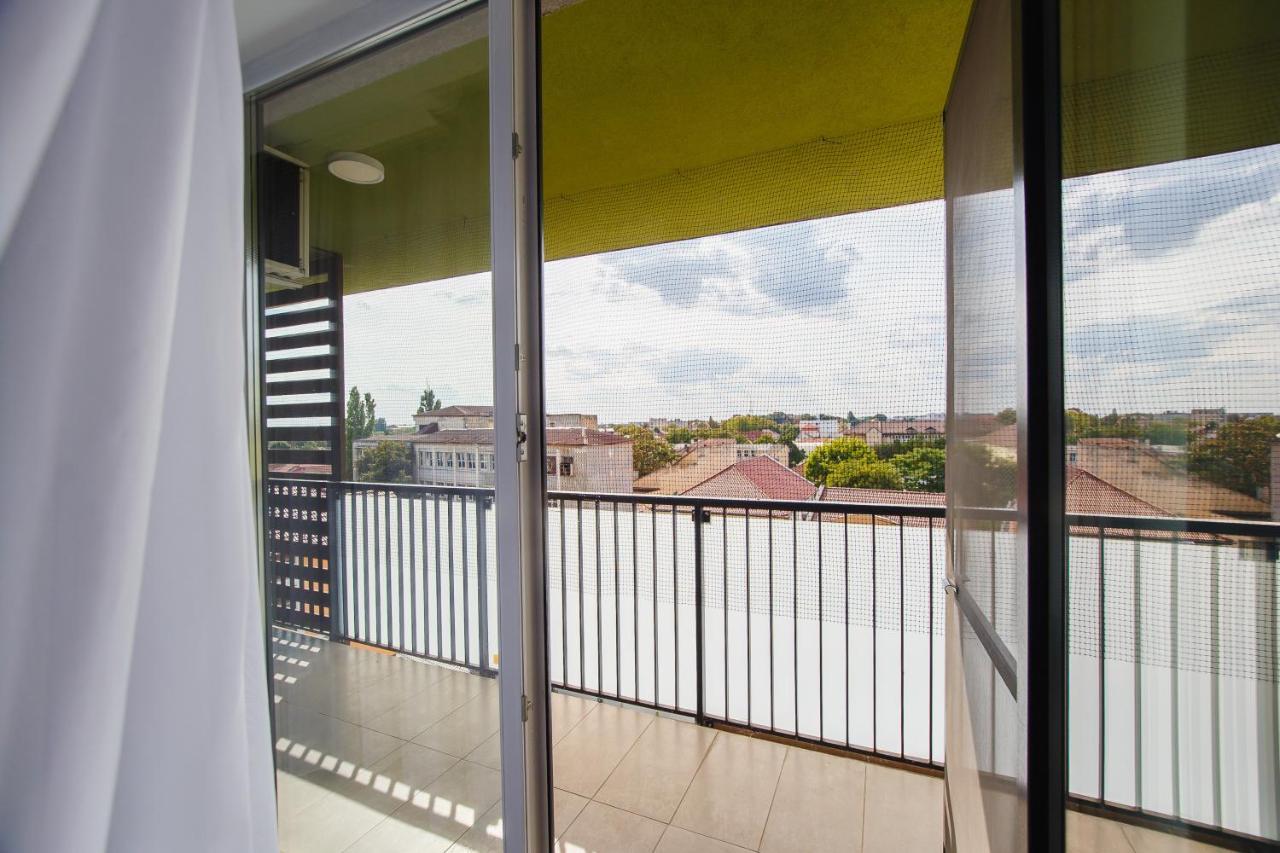 Elegant & Spacious - Central Apartment Oradea Exterior foto